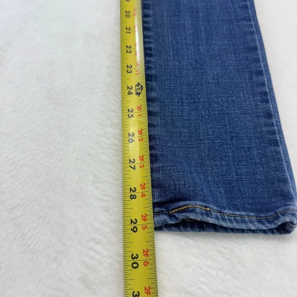 Levi's Women's 311 Shaping Skinny Medium Wash Blue Denim‎ Jeans Size 26x30 - Picture 7 of 8
